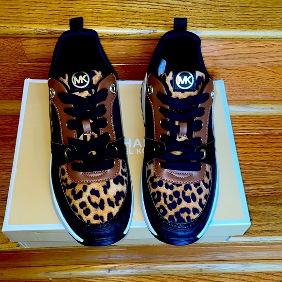 Michael Kors Girl's Cosmo Cheetah Print Lace-Up Sport Sneakers Size
